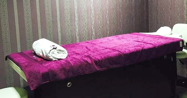 Classic Manicure And Pedicure Dubai - Image 3