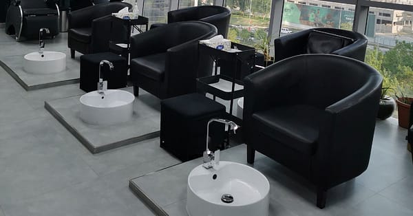 Roots Colour W/ Optional Hair Trim +Blow Dry Or Human Hair Extensions Dubai - Image 2