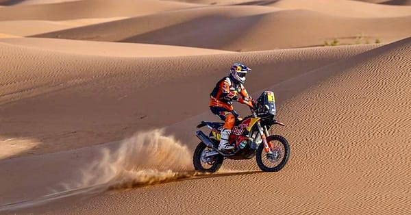 Sharmax Dirt Bike 320cc Adventure In Desert For 20, 30, Or 60-Minute Dubai - Image 3