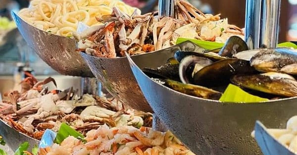 Sip And Savour: Premium Italian / Seafood Night With Soft Drinks Abu Dhabi - Image 6