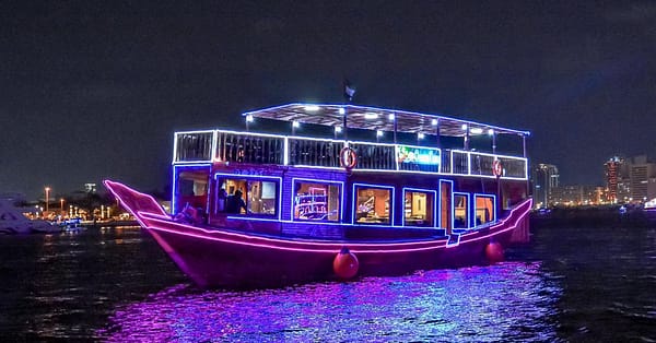 Starry Night Dhow Dinner Cruise Dubai - Image 2