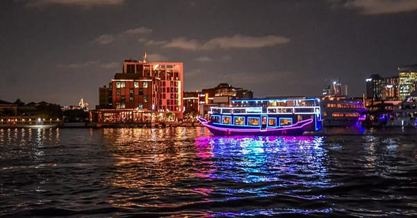 Starry Night Dhow Dinner Cruise Dubai - Image 3