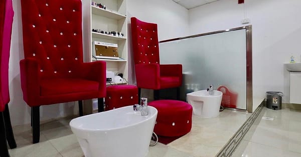Waxing With Gelly Foot Spa Dubai - Image 2