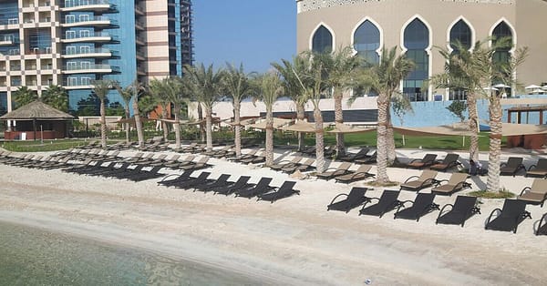 Weekday Or Weekend Pool Or Beach Access - Child Aed 100, Adult Aed 150 Abu Dhabi - Image 6