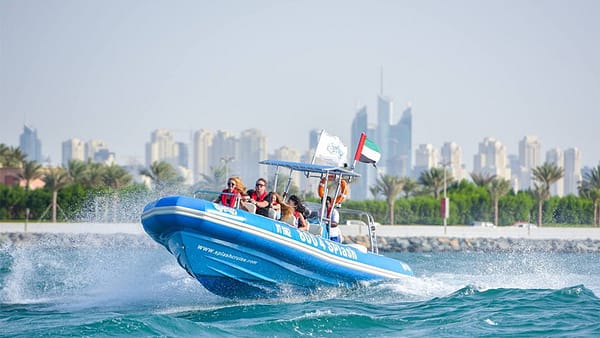 Speed Boat at Dubai Marina by Splash Tours - Boat Tours and Cruises - Image 2