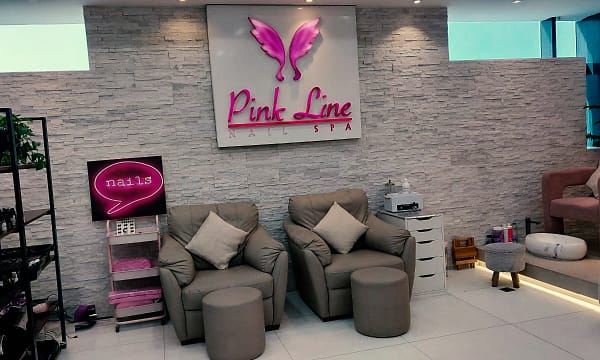 20, 30 Or 40 Minute Feet Reflexology, Classic Pedicure & More Dubai - Image 7