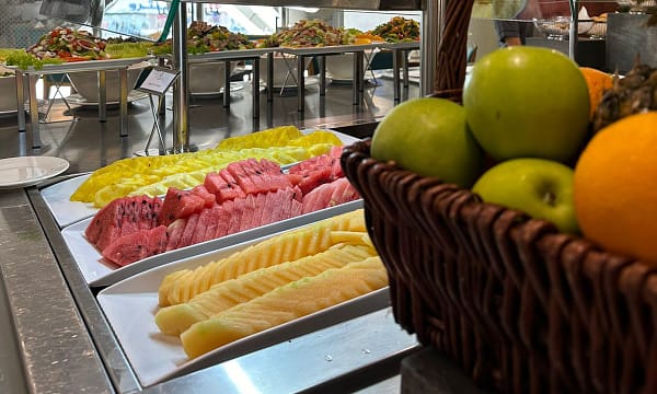 Breakfast Buffet With Refreshment And Pool Access Dubai - Image 5