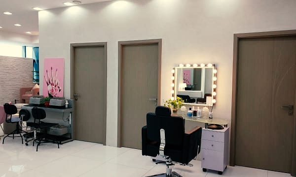 Six Beauty Treatment Dubai