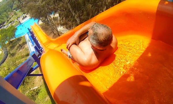 Dive Into Adventure: Full Day Admission Dubai - Image 2