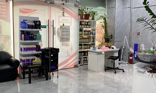 Full Set Of Individual Eyelash Extensions At Posh Beauty Center Dubai - Image 7