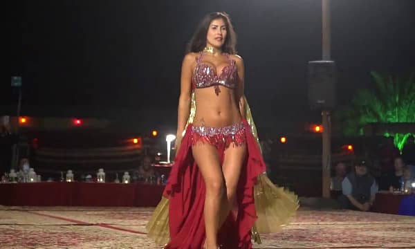 Savor The Ultimate Vip Desert Safari Tour With Home Pickup & Drop Off Dubai - Image 4