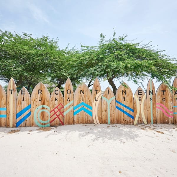 Flamingo Beach at InterContinental Al Jubail Resort Nightlife
