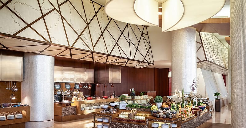 5* Daily Lunch Buffet With Beverages: Child (Aed 39)