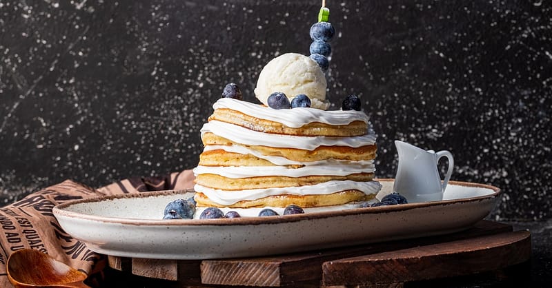 50 Or 100 Aed Food Vouchers On The Menu At Yalla Stackz